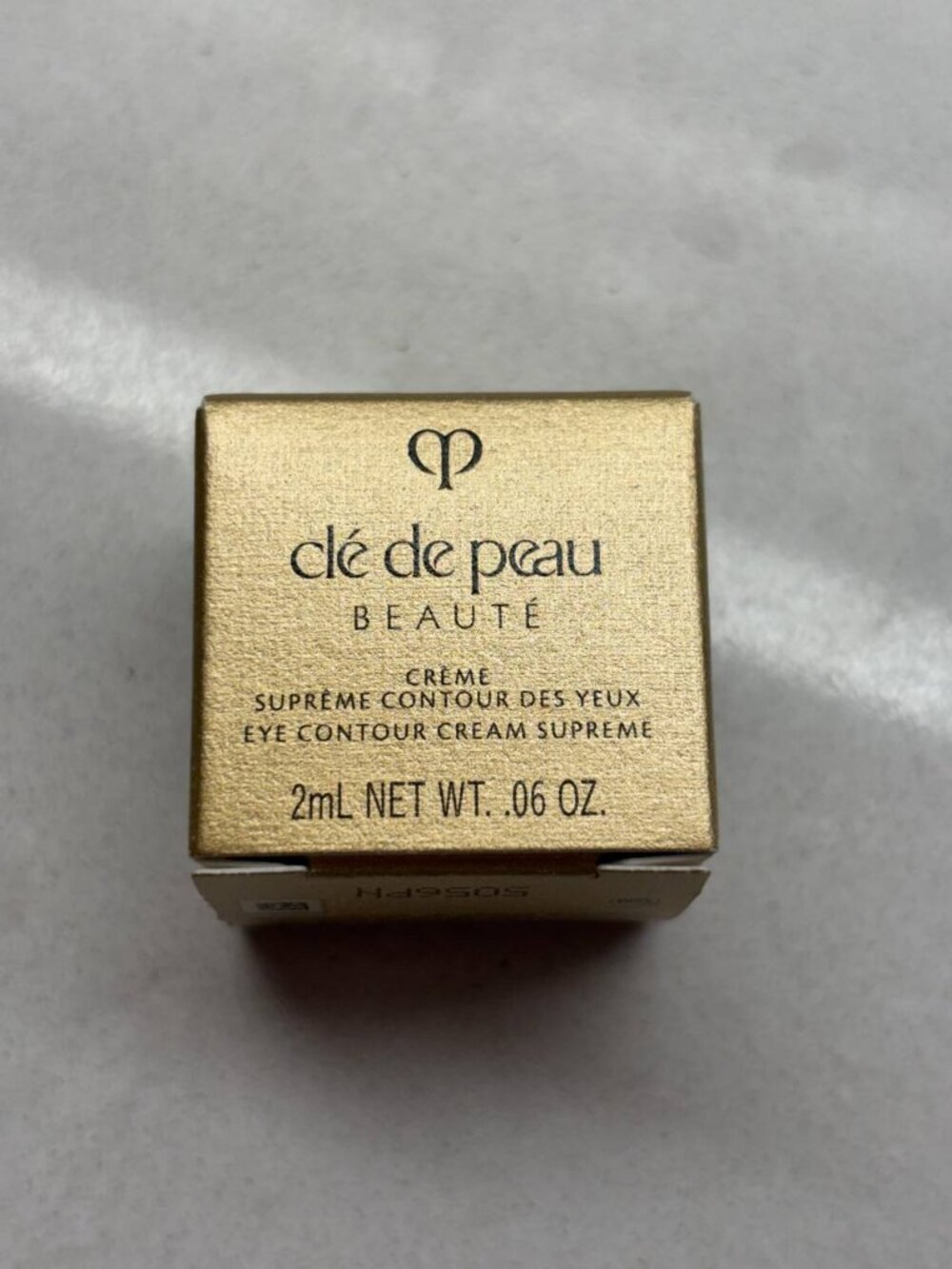 New Cle de Peau Eye Contour Creme 2 ml